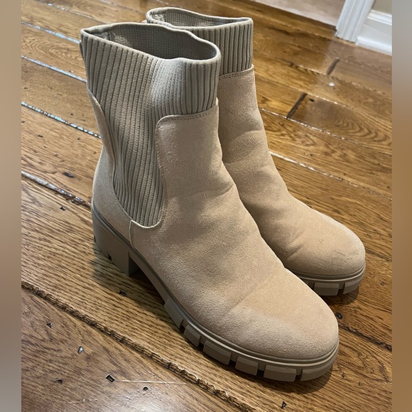Steve Madden Boots - Picture 2 of 5